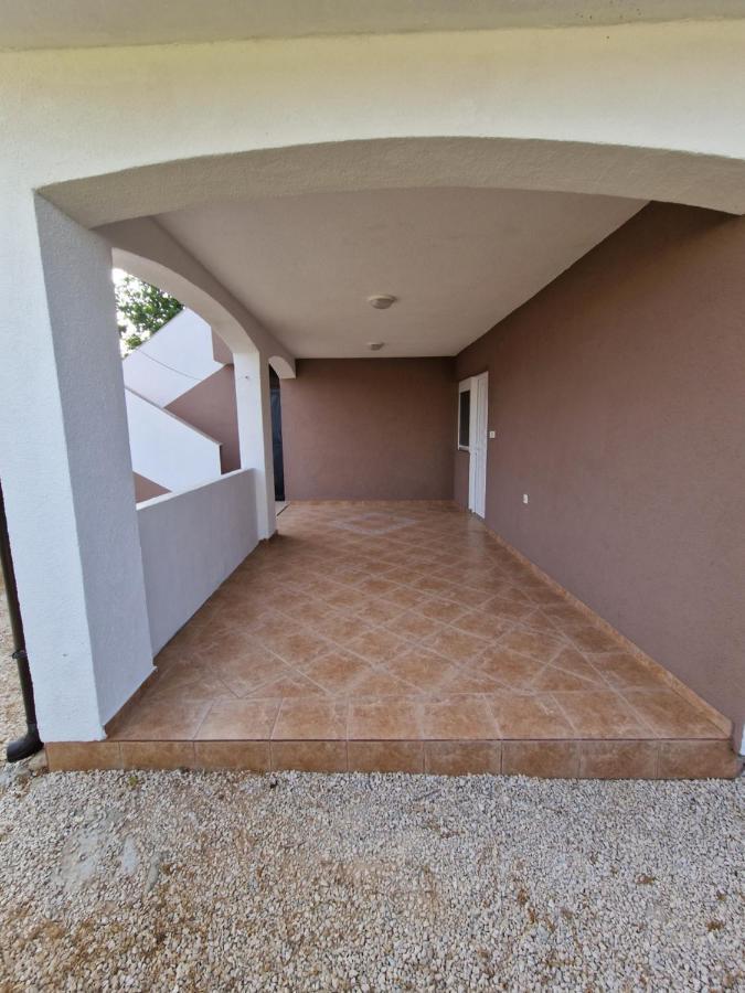 Apartments Ema Vir Kültér fotó