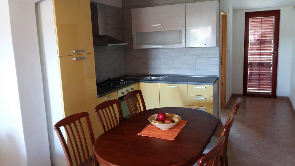 Apartments Ema Vir Kültér fotó