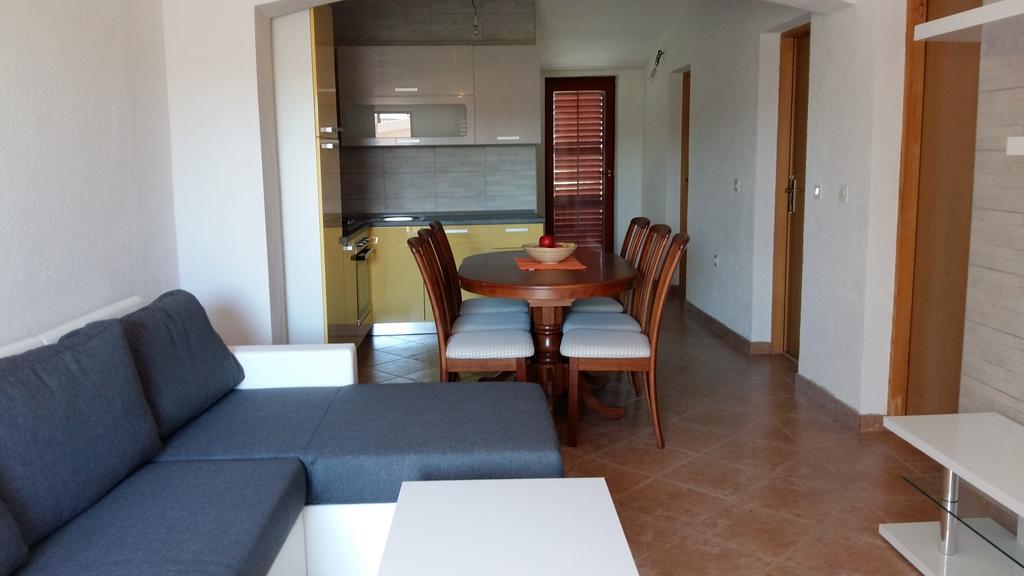Apartments Ema Vir Kültér fotó