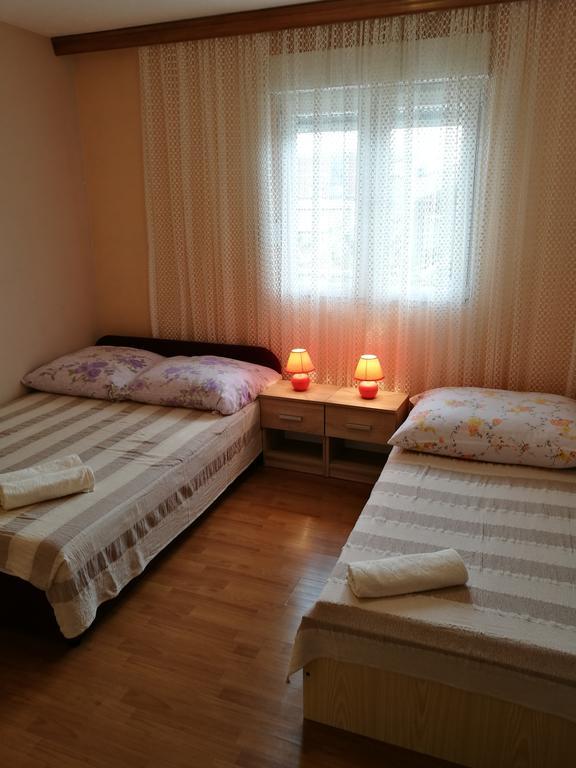 Apartments Ema Vir Kültér fotó