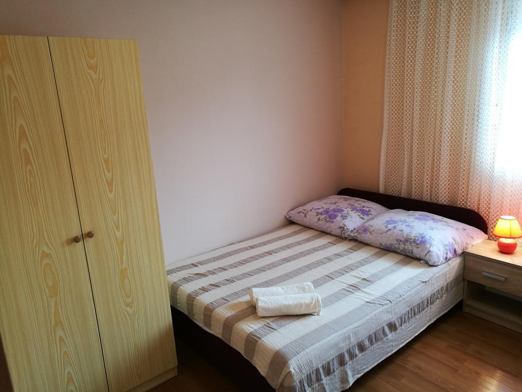 Apartments Ema Vir Kültér fotó