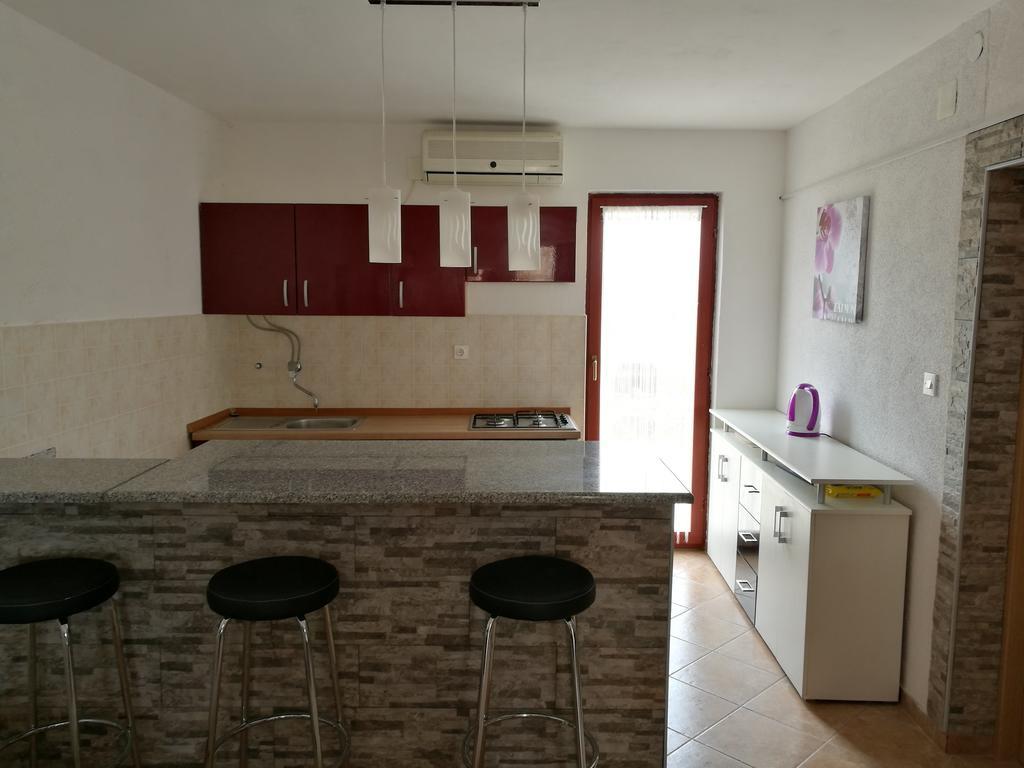 Apartments Ema Vir Kültér fotó