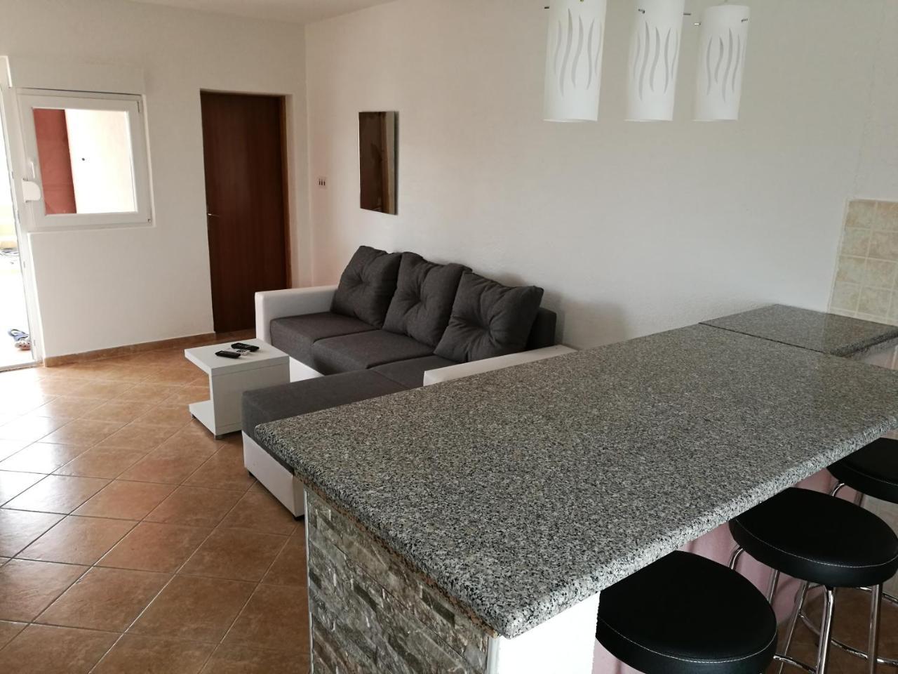 Apartments Ema Vir Kültér fotó